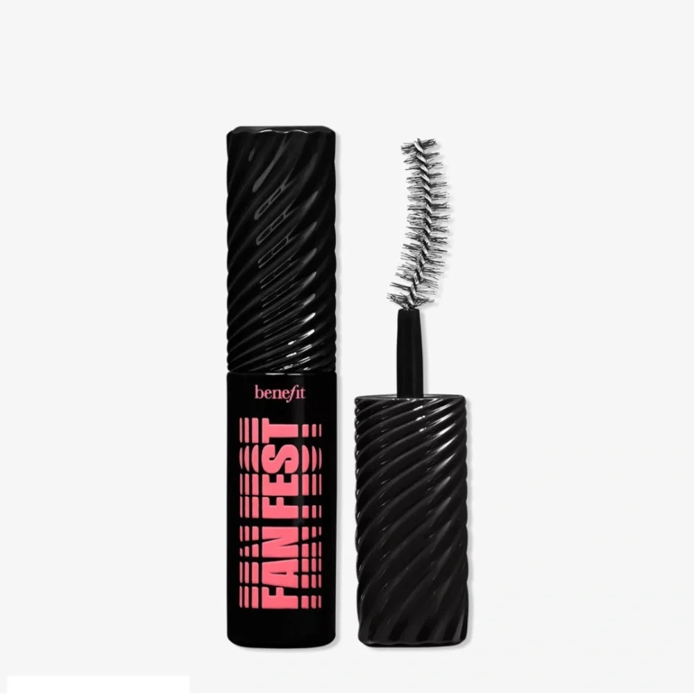 NWT Benefit Fan Fest Mascara